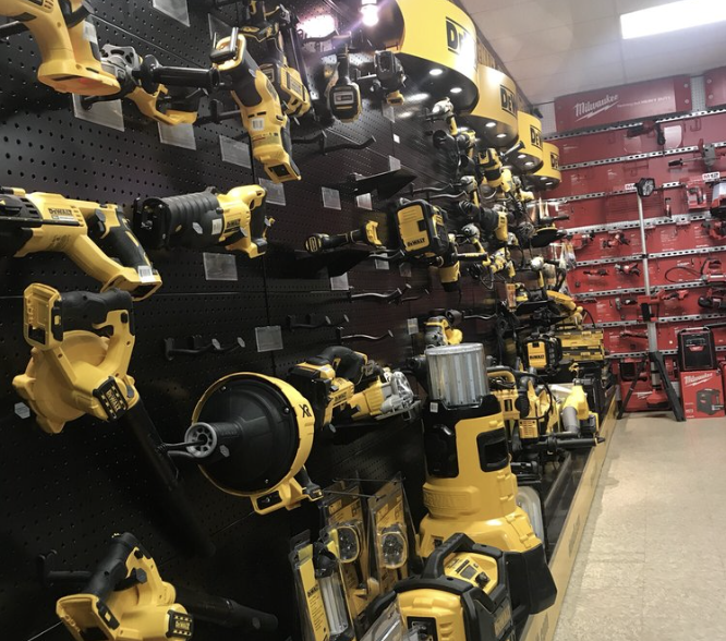 Complete Electrical Tools List for Professional Electricians - image 02