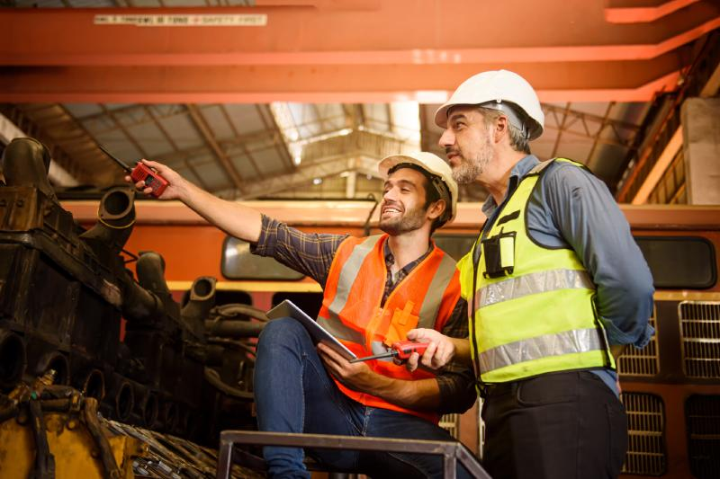Essential Power Tools for Construction: Professional's Guide to Top Brands & Equipment - image 02
